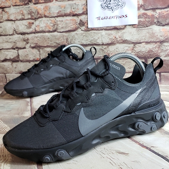 triple black nike react 55
